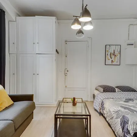 Smart Apart In Paris Vanves